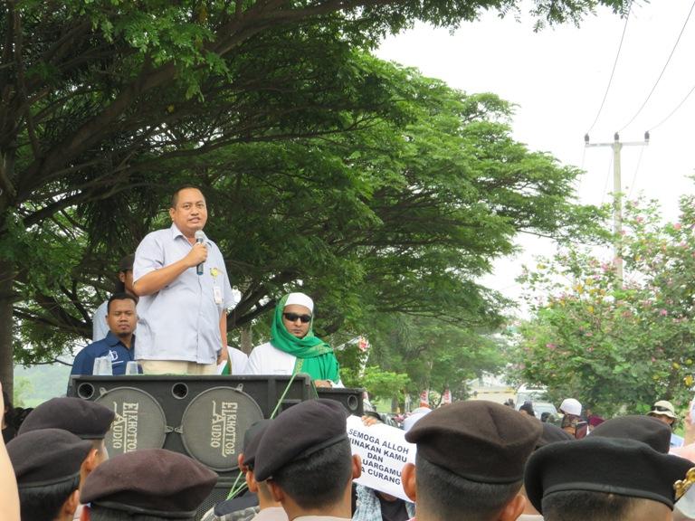 Aksi Damai Aliansi Masyarakat Bekasi untuk Pemilu JurDil di Bawaslu Kab. Bekasi