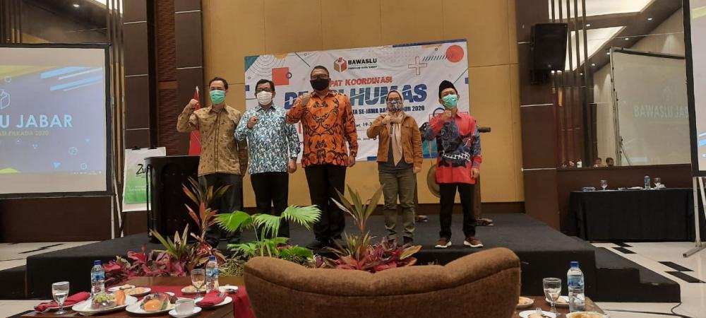 "Humas Tiang Kokoh  Sebuah Lembaga", Tegas  Fritz Edward Siregar.