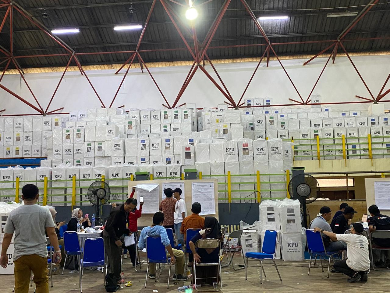 Gudang Logistik PPK Kecamatan Tambun Selatan