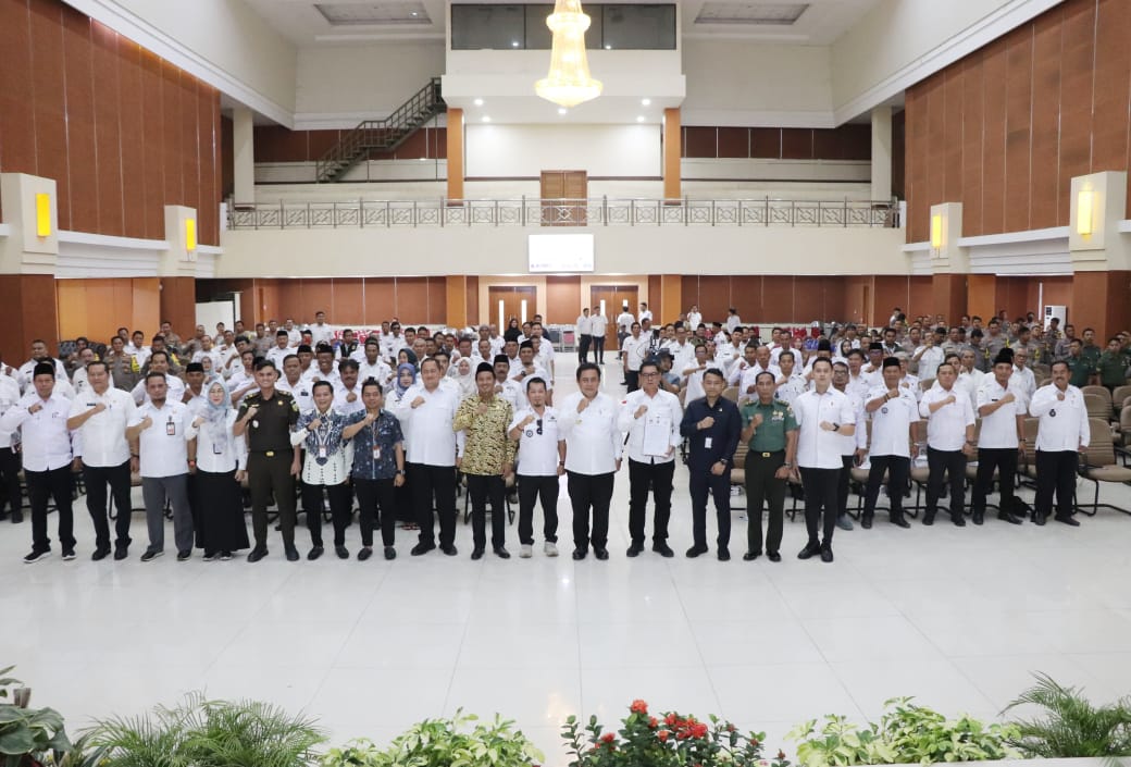Ketua Bawaslu Kabupaten Bekasi hadiri Sosialisasi Netralitas Kepala Desa yang di gelar di Gedung Swatantra Wibawa Mukti, Cikarang Pusat, Rabu(18/9/2024).