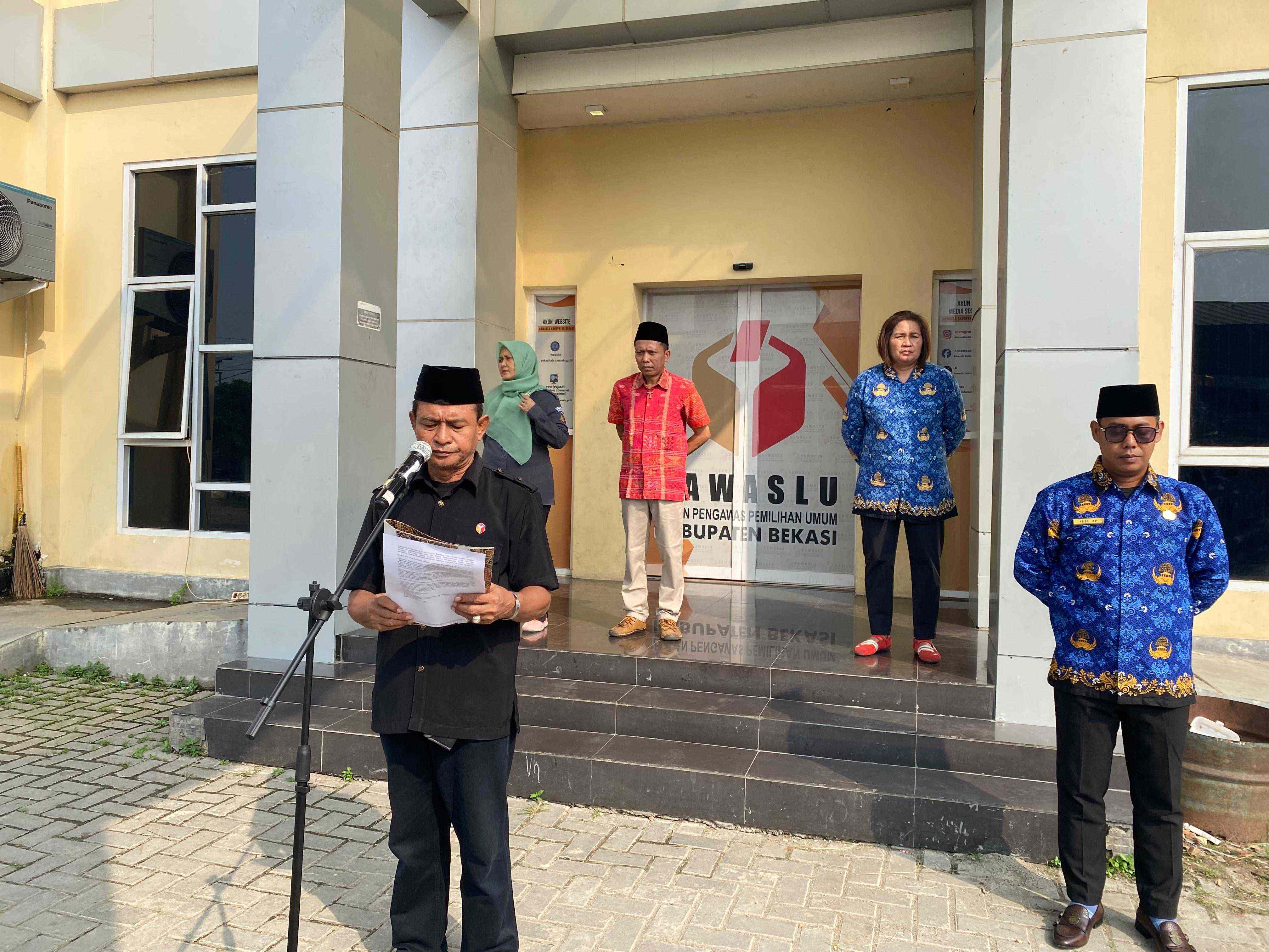 Anggota Bawaslu Kabupaten Bekasi
