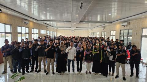 Panitia Pengawas Kecamatan (Panwascam) Se- Kabupaten Bekasi menggelar Bimbingan Teknis (Bimtek) Pengawas Tempat Pemungutan Suara (PTPS) Pada Pemilihan Serentak Tahun 2024 yang di gelar di Kecamatan Se- Kabupaten Bekasi, Minggu (17/11/2024).
