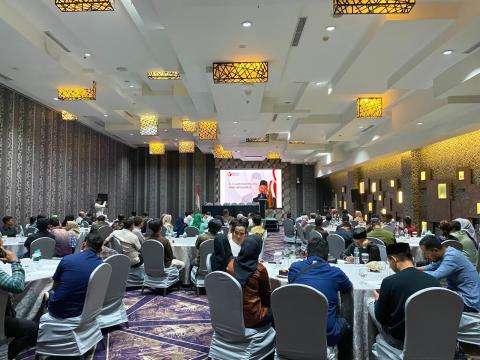 Sambutan Wakil Ketua DPR RI, Dr. H. Saan Mustopa, M.Si. saat membuka Kegiatan Penguatan Kelembagaan Bersama Stakeholder yang di gelar di Holiday Inn Jababeka Cikarang, pada Jum'at (26/9/2025).