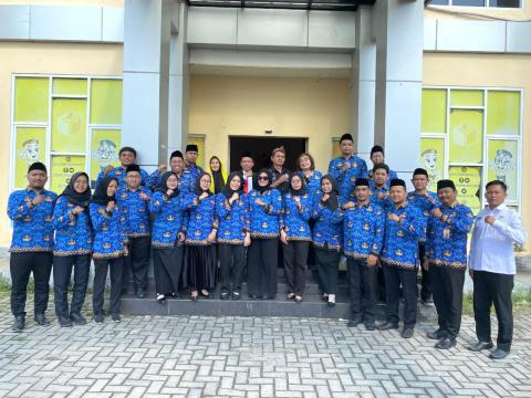 Bawaslu Kabupaten Bekasi melaksanakan upacara Peringatan Hari Kesaktian Pancasila yang digelar di Halaman Kantor Bawaslu Kabupaten Bekasi, pada Rabu (1/10/2025). 