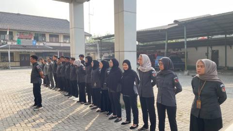 Peserta apel