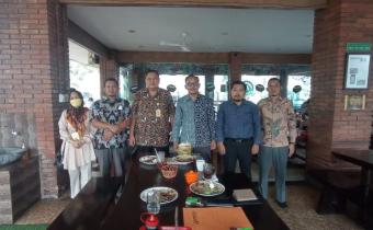 Meningatkan Kinerja Kelembagaan, Bawaslu Ã¢â‚¬Å“GandengÃ¢â‚¬Â DPC Peradi Cikarang