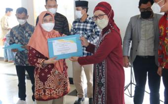 Raih 2 penghargaan Kehumasan, Bawaslu Kabupaten Bekasi menyajikan informasi terinformatif !!
