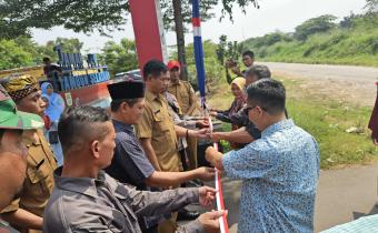 Launching "Kampung Pengawasan Partisipatif" pada Pemilihan Serentak Tahun 2024 di Kampung Buaran Desa Lambangsari Kec. Tambun Selatan, Senin (15/7/2024).