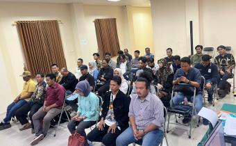 Rapat Koordinasi Persiapan Pleno Rekapitulasi DPHP dan Penetapan Daftar Pemilih Sementara (DPS) Tingkat Kabupaten pada Pemilihan Serentak Tahun 2024 yang di gelar di Aula Kantor Bawaslu Kabupaten Bekasi, Kamis (8/8/2024).