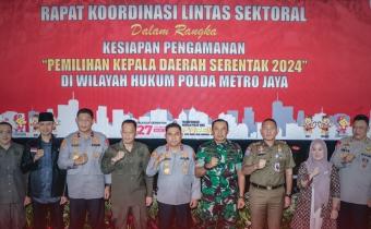 Rapat Koordinasi Lintas Sektoral dalam rangka Kesiapan Pengamanan Pemilihan Kepala Daerah di Wilayah Hukum Polda Metro Jaya yang di gelar di Gedung The Tribrata, Jakarta Selatan, Selasa (6/8/2024).