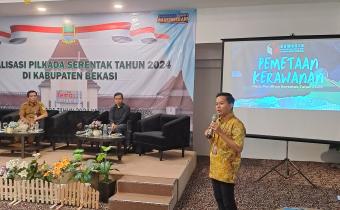 Ketua Bawaslu Kabupaten Bekasi hadir mengisi Kegiatan Sosialisasi Pilkada Serentak Tahun 2024 di Kabupaten Bekasi (Tahap V) yang di gelar oleh Kesbangpol Kabupaten Bekasi di Hotel Grand Cikarang, Selasa (24/09/024).