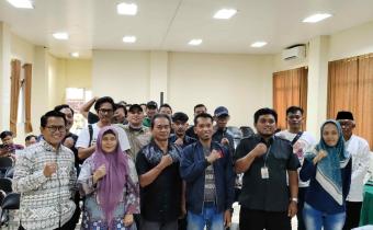 Bawaslu Kabupaten Bekasi menggelar Jumpa Pers terkait Rilis Hasil Pengawasan Pada Pemilihan Serentak Tahun 2024 yang di gelar di Aula Kantor Bawaslu Kabupaten Bekasi, Jum'at (27/12/2024).