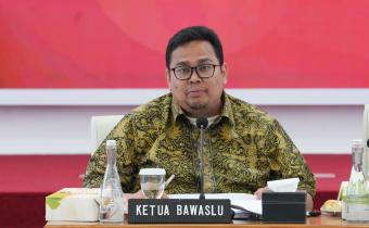 Ketua Bawaslu Rahmat Bagja Forum Diskusi Terpumpun dengan tema Penguatan Transparansi, Integritas, dan Inovasi dalam Kampanye serta Pengelolaan Dana Kampanye di Era Digital untuk Mewujudkan Pemilu dan Pemilihan yang Partisipatif dan Berkeadilan, di Kantor KPU, Selasa, (14/10/2025).