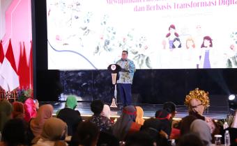 Ketua Bawaslu  Republik Indonesia ,Rahmat Bagja saat memebrikan sambutan pada Konsolidasi Perempuan Pengawas Pemilihan Umum dan Masyarakat Sipil bertema Mewujudkan Ekosistem Pemilu Inklusif, Anti-Kekerasan, dan Berbasis Transformasi Digital di Jakarta, Minggu (21/12/2025) malam.