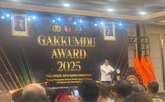 Anggota Bawaslu Republik Indonesia, Puadi saat memberikan sambutan pada malam Penganugerahan Gakkumdu Award 2025, di Jakarta, Kamis (11/12/2025).