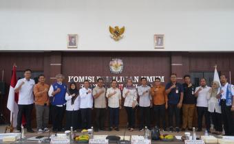 foto Bersama setelah kegiatan pleno PDPB