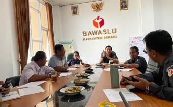 kegiatan rapat